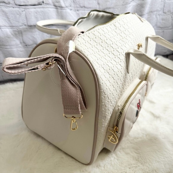 *NEW* Disney Minnie Mouse Weekender/Overnight /Duffle Travel Bag - Picture 11 of 11